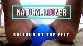 BALLOON AT THE FEET