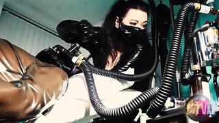 Milking my Rubber Gimp IV MOV