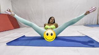 VIKA YOGA IN TURQUOISE LEGGINGS AND HIGH HEELS