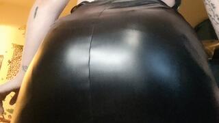 Cum To My Fat Clapping Cheeks