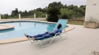 Latex sex at the pool in neck corset