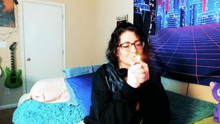 Smoking Goth Girl Makes Herself Squirt