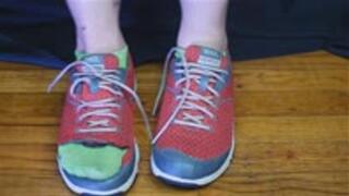 Nurse in Scrubs RAPID GROWTH turns her into a HORNY STRONG GIANTESS! Full outfit, Tennis Shoe and Socks Destruction WMV 720