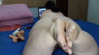 MEGA ASIAN OBESE SOLES IN THE POSE