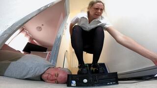 PC Computer Tower & Head Trample 16 FLOOR CAM