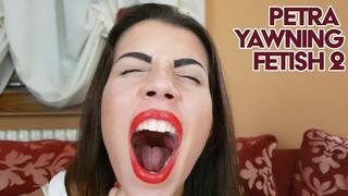 Petra yawning fetish 2 -HD