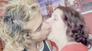 DELICIOUS HOT KISSES ON MY 75 YEARS OLD GIRLFRIEND - BY JUDITI AND JACK - CLIP 3 IN FULL HD