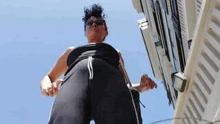 Fee fi fo fum I smell tiny human STOMPING Giantess Towers over you trying to crush you under her huge soles 720p avi
