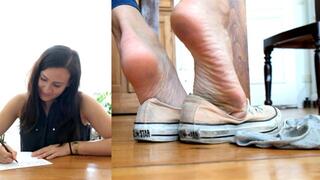 Nikola foot tease and shoeplay in short socks and sport shoes - 13021 UHD 4K version