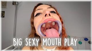 BIG SEXY MOUTH PLAY 720 mp4