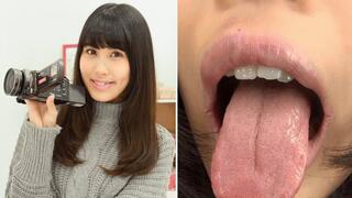 Mouth Exploration : Intimate Selfies of Kotomi Shinozaki