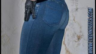 Rachel Wears Skintight Jeans and Black Leather Ankle Boots! HD-WMV