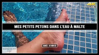 Mes petits petons dans l'eau à Malte 4K