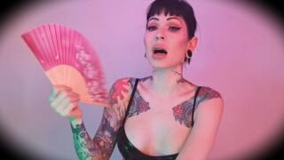 We should remove your rotten teeth , toilette ! - BAD BREATH , DEHUMANIZATION