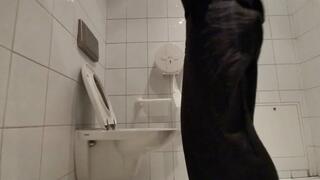 WORK COMPI Toilet - strong farts near coworkers & Boss cabinet next door