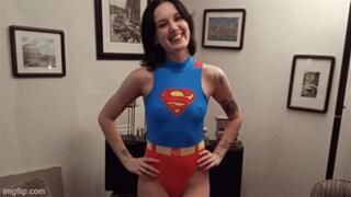 Super Cora & the shrunken spy VR