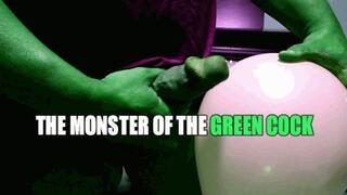 EL HOMBRE VERDE SE MASTURBA