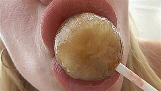 BIG BEIGE CHUPA CHUPS SUCKS!MP4