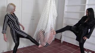 Barefoot Kicking 70 wmv