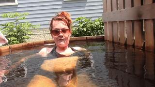 Underwater Hot Tub Seduction