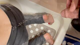 Wetting Desperate my Jeans shorts and long plus he Pee on My Ass (wmv)