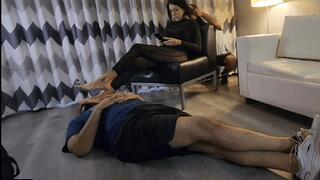 Distracted hair worship (SD 1080 WMV)