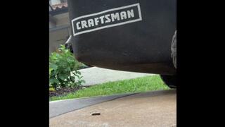 Loan machine revving sexy foot