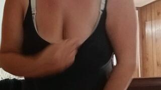 Kristy farts long and loud making the bed