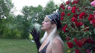 My new hot dominatrix latex outfit