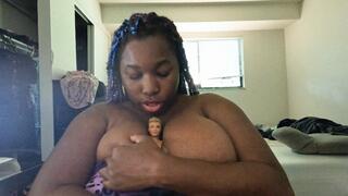 Giantess Rocks her tiny Boyfriend to Sleep  1080 smaller