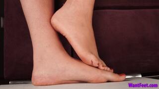 Myla Standing Feet - HD MP4