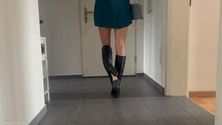 ITCHY LEATHER BOOTS KIRA - MOV Mobile Version