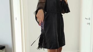 I'm the mistress and my slave go around under my order