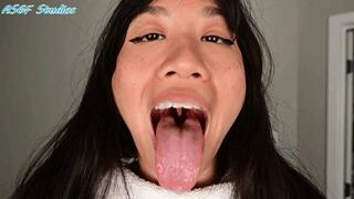 GM spit and uvula tease pt 2 - MOV