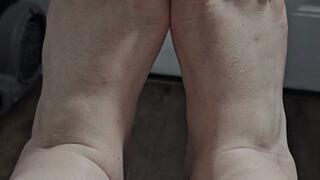 Natural Meaty Feet Top Wiggle