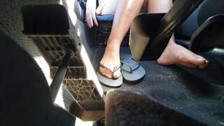 Driving BMW e46 in Reeboks & Flip Flops