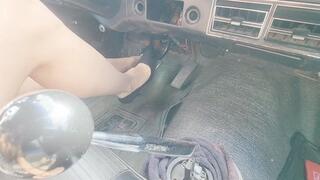 Wagon pumping cranking and revving in black heels