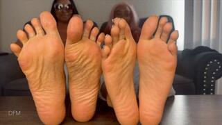 “Double Ebony Goddesses oily soles Tease Za n Missprettytoes”