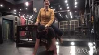 Pony ride, trainig my ponyboy to be the best for shoulder ride and jumps