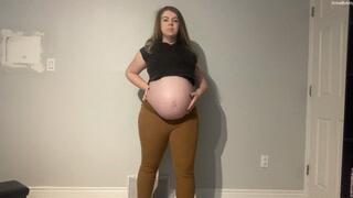 Step Sis Rubs 9 Month Pregnant Belly on Your Cock