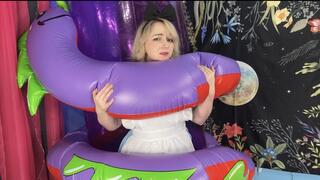 Inflatable Snake Traps Alice Around Inflatable Ride Roll
