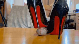 Shoejob with lots of pointed pumps full HD 23 minutes close up!