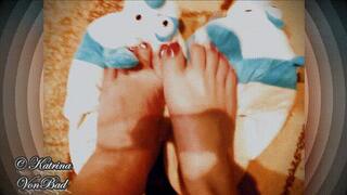 * Watch the feet * MOV