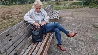 crazy guy throws my shoe into the Elbe river wmv 1280 x 720