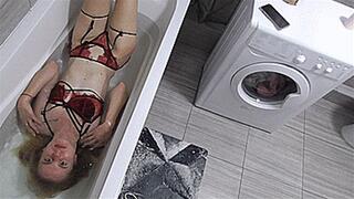 My sexy bath! MP4