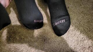 Kneeling sole scrunch with sock removal