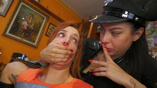 Liz Rainbow handgagged by Liricaa! (ENGLISH)