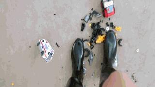 Dangerous boots of a giant AVI (1920*1080) HD