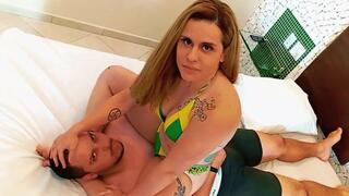 I have got mad because he couldn´t handle my face sitting!!!