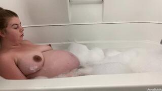 Pregnant in the Bath